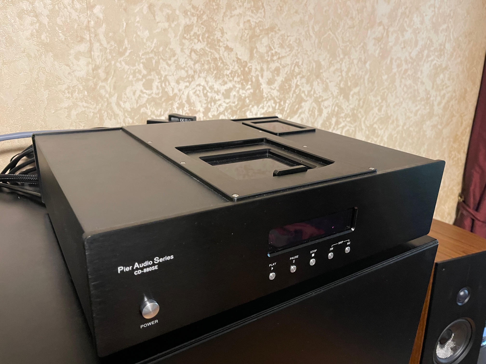 CD 880 SE front links